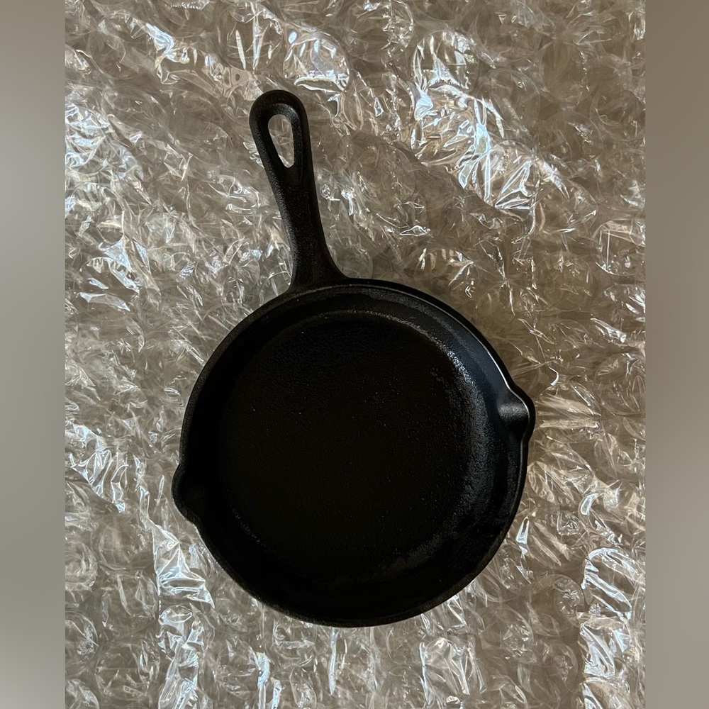 New World Market 6” Cast Iron Skillet Mini Frying Pan